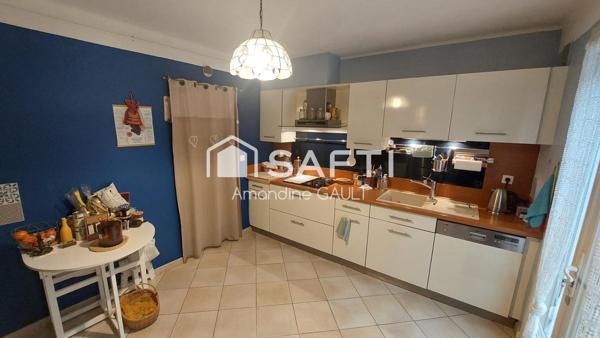 Jolie maison avec jardin, bien équipée et entretenue