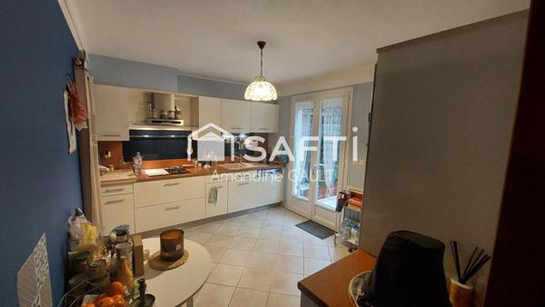 Jolie maison avec jardin, bien équipée et entretenue