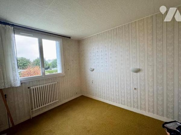 BREST LAMBEZELLEC. À proximité immédiate du parc Kerallan.
Beaucoup de potentiel pour ce pavil...