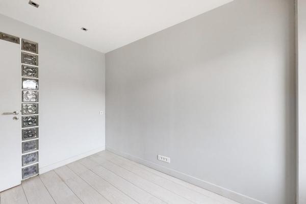 Deux pièces à Evry village ( 91000 )