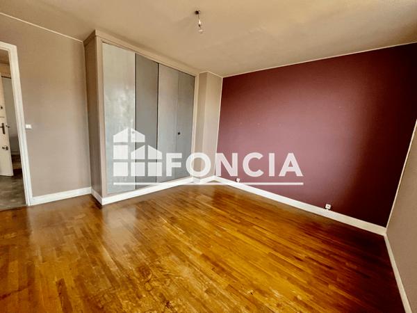 Location Appartement 2 pièces 56.09 m² - 10 PLACE DU MUSEE Dreux 28100
