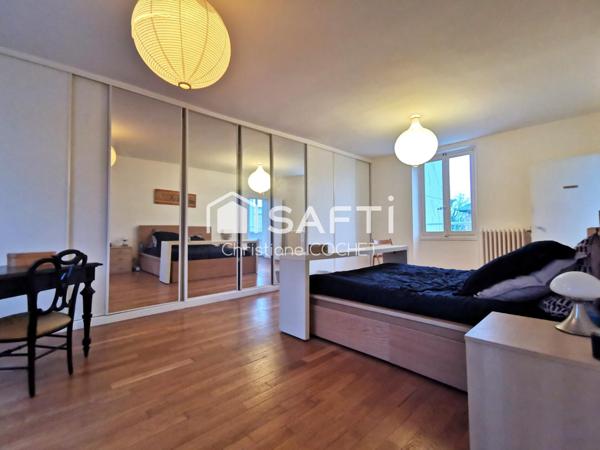 Belle demeure à Melun avec parking et jardin sans vis-à-vis