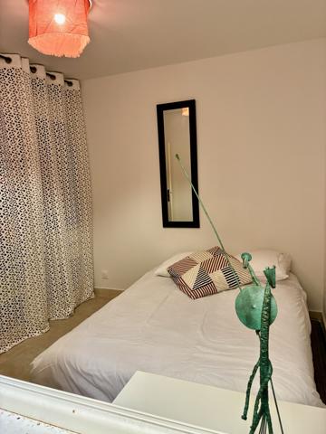 Appartement
         3 pièces
        - 78 m² Exclusivité 289 900 € *