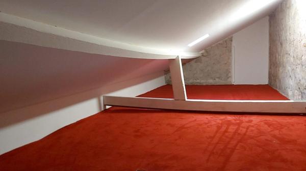 maison 2 pièces de 35 m2 en plain-pied avec cave et parking à vendre à Carrières sous Poissy au prix de 144000 euros