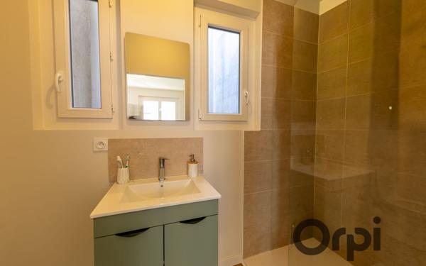 Maison à vendre    8 pièces • 220 m2 Perpignan