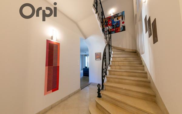 Maison à vendre    8 pièces • 220 m2 Perpignan