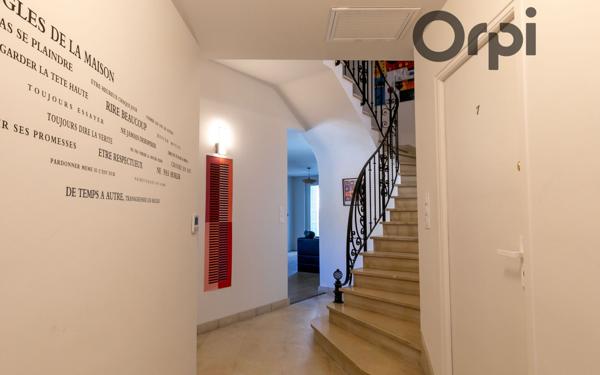 Maison à vendre    8 pièces • 220 m2 Perpignan
