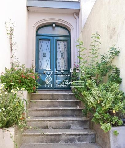 LORIENT : Charmante maison des années 1900 pleine de cachet