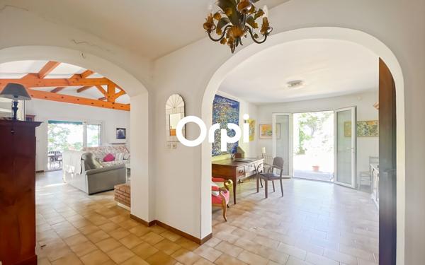 Maison à vendre    7 pièces • 209,49 m2 Aix-en-Provence