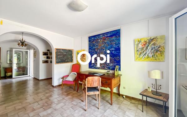 Maison à vendre    7 pièces • 209,49 m2 Aix-en-Provence