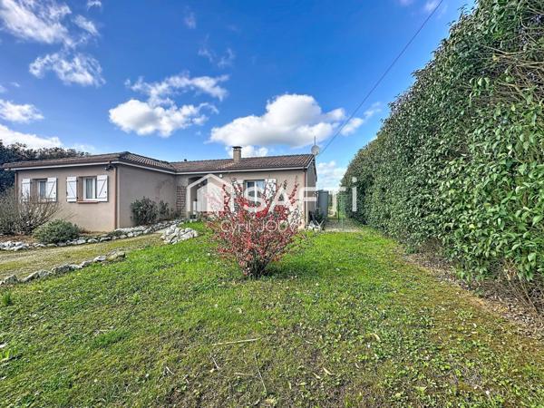 Maison trois chambres avec piscine sur parcelles de Plus De, 2000 m²