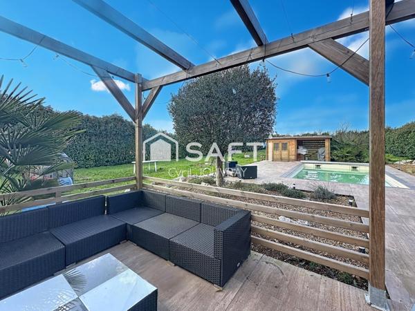 Maison trois chambres avec piscine sur parcelles de Plus De, 2000 m²