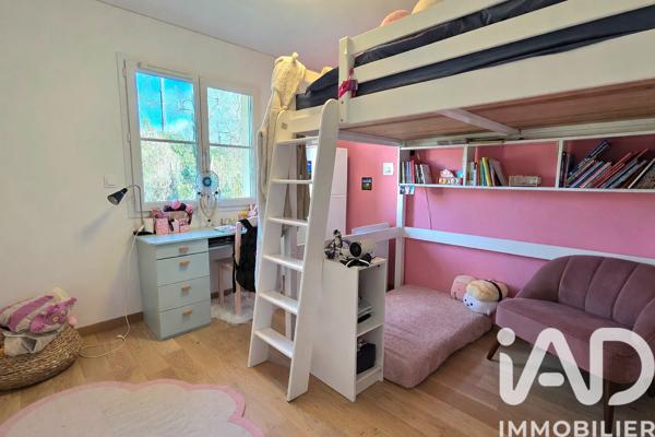 Maison à vendre 5 pièces 122 m² Camblanes-et-Meynac