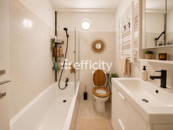 Maison
         4 pièces
        - 66 m² Exclusivité 265 000 € *