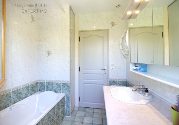 Villiers-sur-Morin (77580) MAISON 110m² CENTRE VILLE - PLAIN-PIED SURÉLEVÉ AVEC SOUS-SOL TOTAL