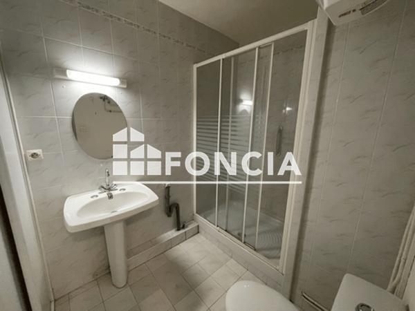 Location Studio 30.78 m² - RUE DE LA PASTOURELLE St Martin De Crau 13310