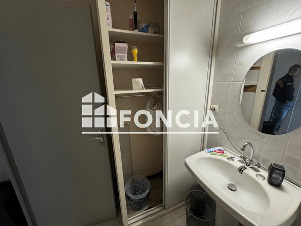 Location Studio 30.78 m² - RUE DE LA PASTOURELLE St Martin De Crau 13310