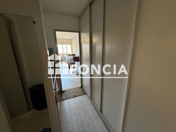 Location Studio 30.78 m² - RUE DE LA PASTOURELLE St Martin De Crau 13310