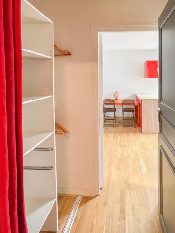Paris 17ème - À VENDRE - Beau studio meublé de 22 m²