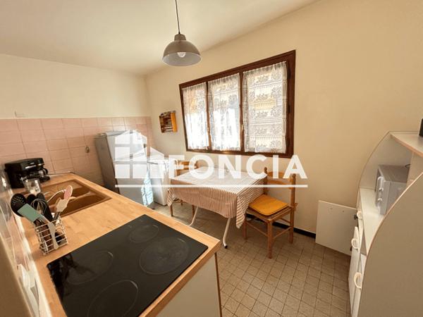 Location Appartement meublé 2 pièces 52.15 m² - 8 RUE GAZ DU MIDI Marseille 13008