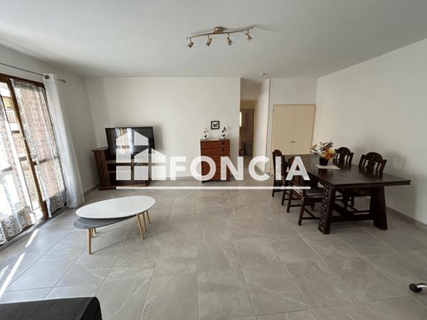 Location Appartement meublé 2 pièces 52.15 m² - 8 RUE GAZ DU MIDI Marseille 13008
