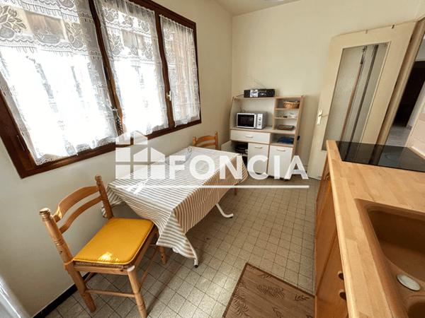 Location Appartement meublé 2 pièces 52.15 m² - 8 RUE GAZ DU MIDI Marseille 13008