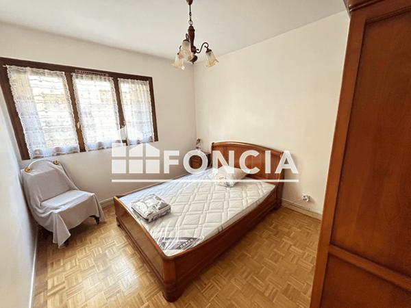Location Appartement meublé 2 pièces 52.15 m² - 8 RUE GAZ DU MIDI Marseille 13008