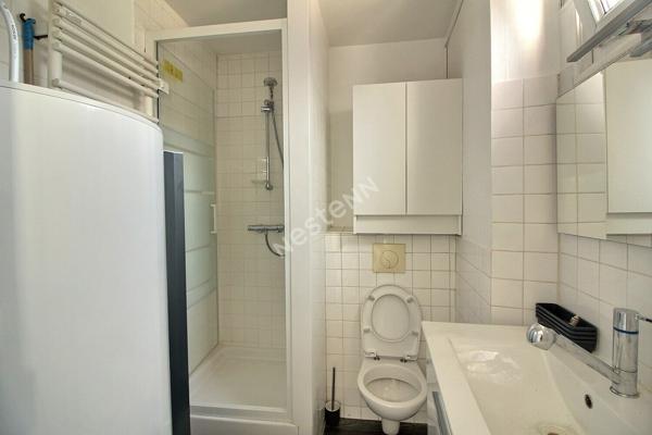 Maison en pierre avec jardin et garage, fort potentiel, République / Parc du Château Suresnes