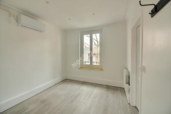 Maison en pierre avec jardin et garage, fort potentiel, République / Parc du Château Suresnes