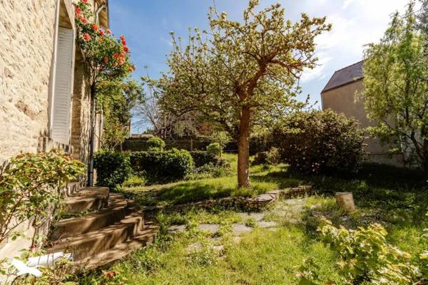 Maison à vendre |  Douarnenez |  8 pièces | 303 m²