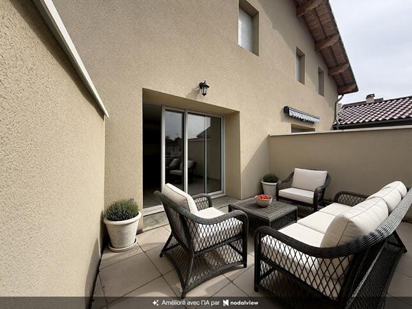 Maison Meximieux 4 pièce(s) 100 m2, 3 chambres, une terrasse, deux places de stationnement