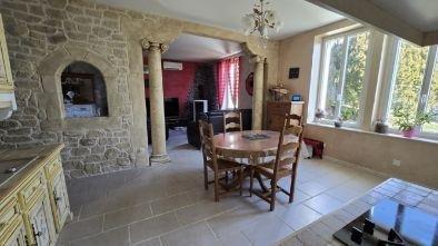 Vente / Maison et grand terrain