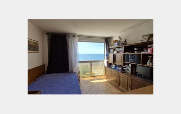 Vente Studio Vue Mer 1er ligne à rafraîchir Le grau-d'agde   