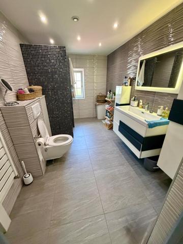 Maison familiale rénovée 160 m² à Delle avec grand jardin