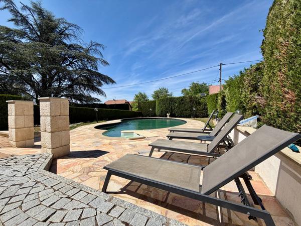 Maison familiale rénovée 160 m² à Delle avec grand jardin