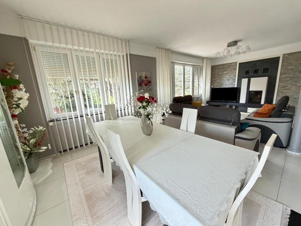 Maison familiale rénovée 160 m² à Delle avec grand jardin