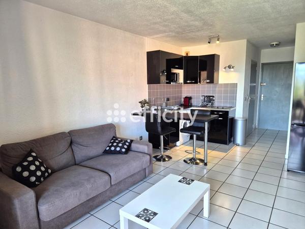 Appartement
         1 pièce
        - 32 m² 125 000 € *