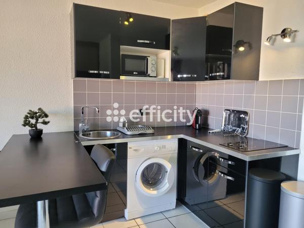 Appartement
         1 pièce
        - 32 m² 125 000 € *
