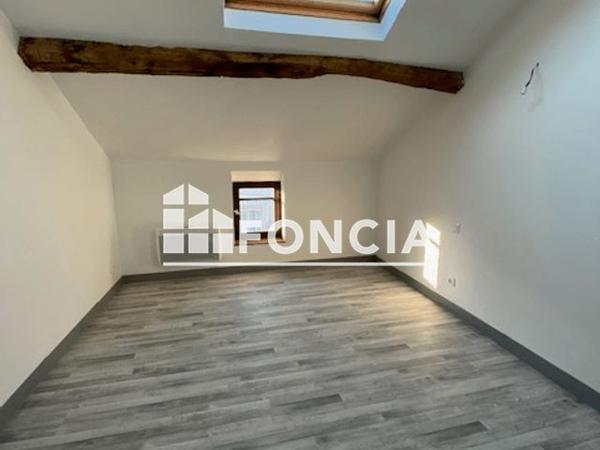 Location Maison 5 pièces 82.72 m² - 29 RUE DE LA SOMMEVUE Chateau Porcien 08360