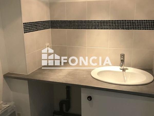 Location Maison 5 pièces 82.72 m² - 29 RUE DE LA SOMMEVUE Chateau Porcien 08360