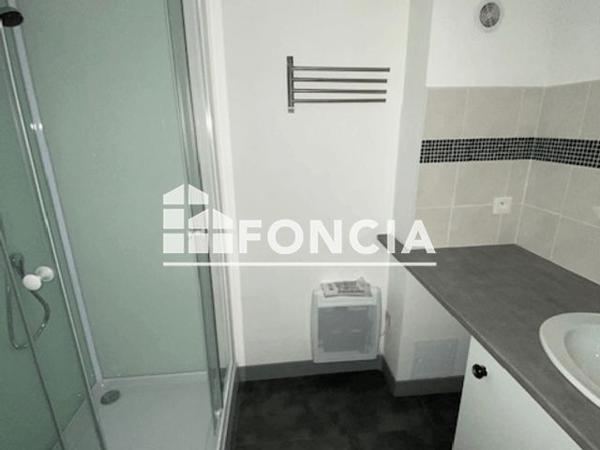 Location Maison 5 pièces 82.72 m² - 29 RUE DE LA SOMMEVUE Chateau Porcien 08360
