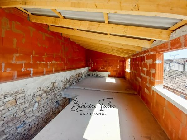 Maison de village moderne à personnaliser avec superbe terrasse rooftope 3 pièces, double garage, ROUSSET (13), sainte-victoire
