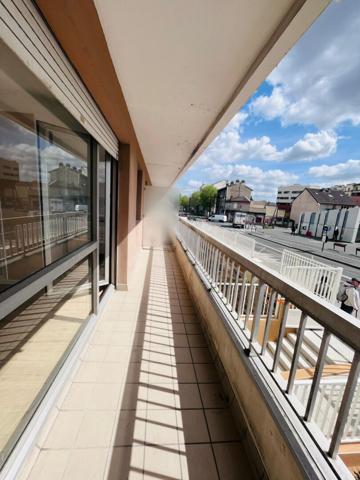Appartement Noisy Le Sec 1 pièce(s)