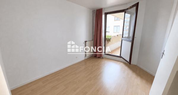 Location Appartement 3 pièces 67.28 m² - Vénissieux 69200