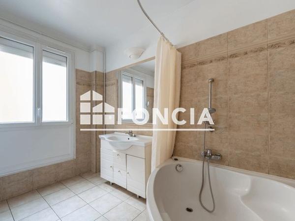 À vendre Appartement 3 pièces 68 m² - Courbevoie 92400