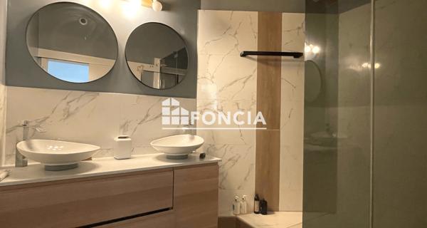 Location Appartement meublé 5 pièces 119.92 m² - Caluire-et-cuire 69300