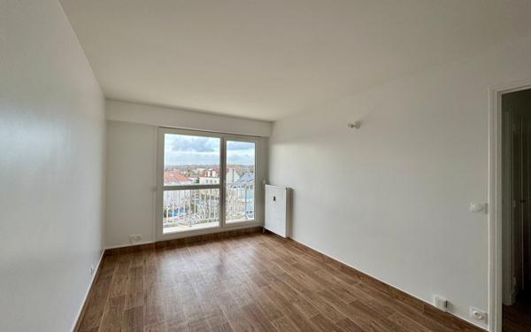 Appartement à louer    2 pièces •  Saint-Maur-des-Fossés