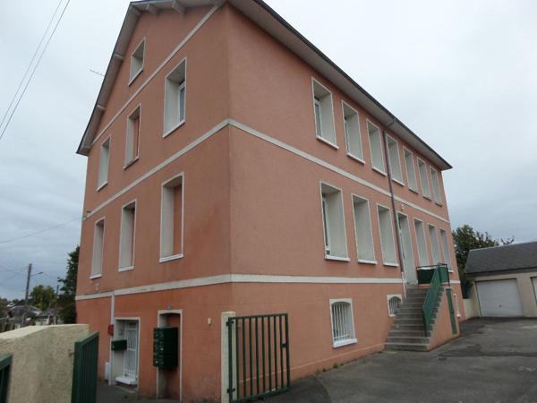 Bel immeuble de rapport 76320