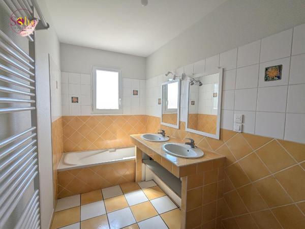 MAISON PLAIN PIED CHATEAUBERNARD Maison de plain-pied ...