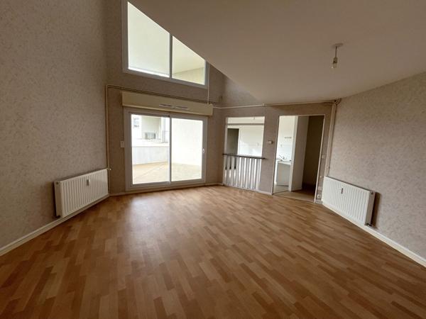 Angers Éventard – appartement duplex avec terrasse